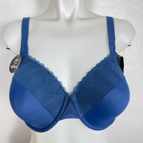Bali Passion for Comfort Back Smoothing Bra 40C - Picture 3 of 10